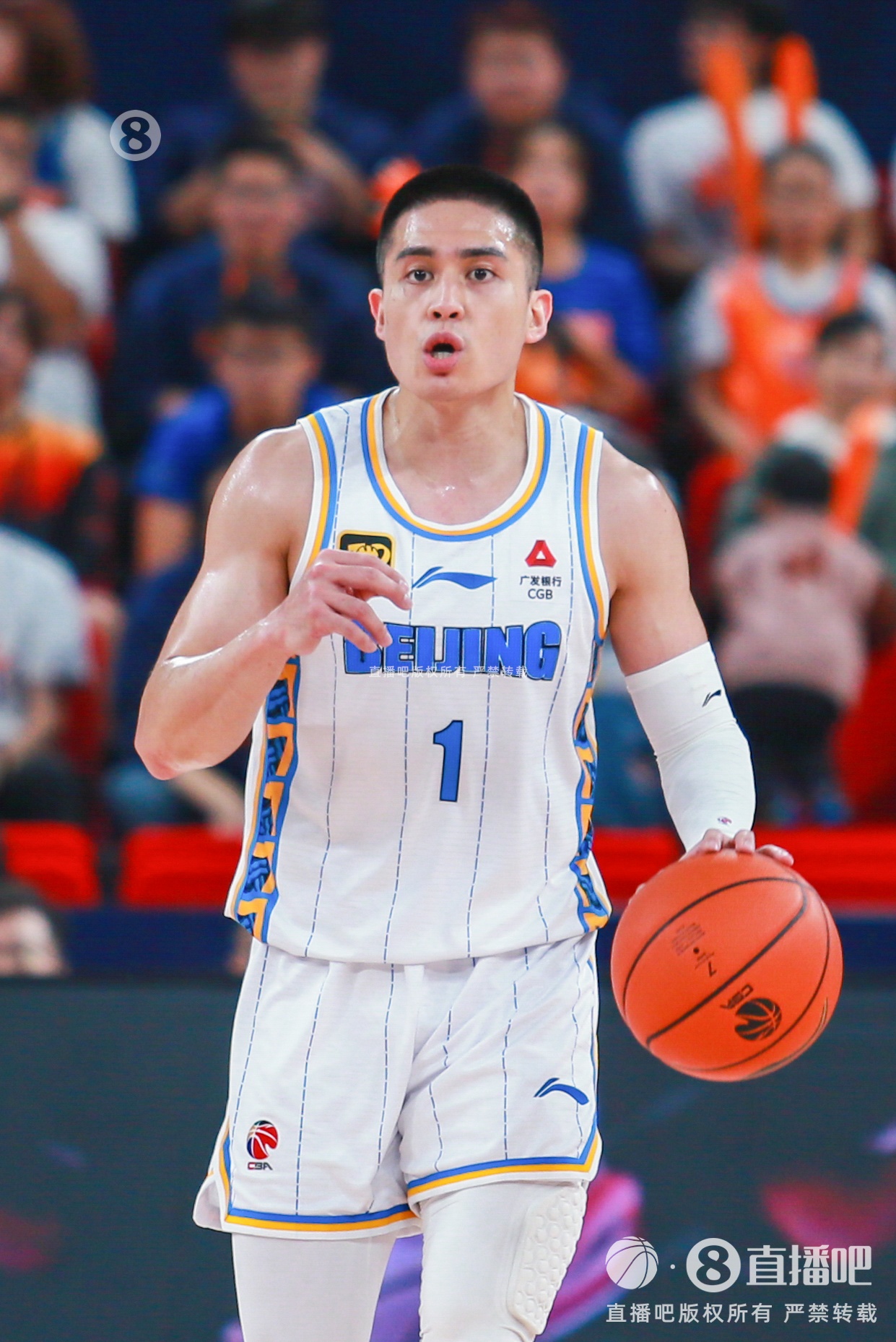 拼盡全力！陳盈駿14中8空砍全隊(duì)最高26分外加5板6助 三分8中4